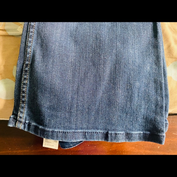 Jeans - Picture 3 of 3